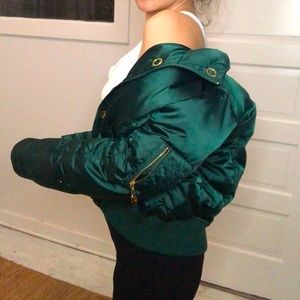 GUESS BOMBER 45% Feather down